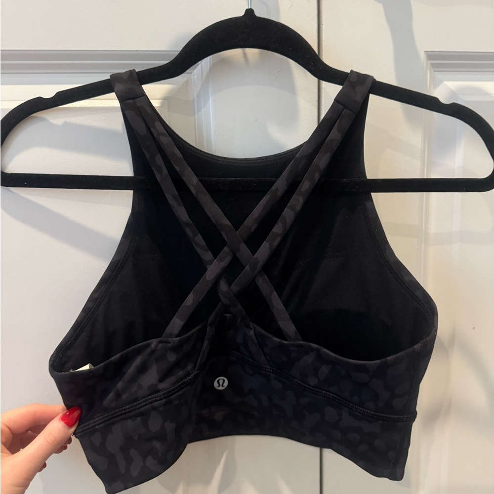 Lululemon Black Patterned Sports Bra - Picture 2 of 3
